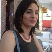 Clases de guitarra acústica o eléctrica, profesora titulada con siete años de experiencia